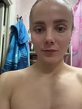 Snapshot of AlisaKissss chatting on 01/07/25, 07:28 AlisaKissss online show from 01/07/25, 07:28