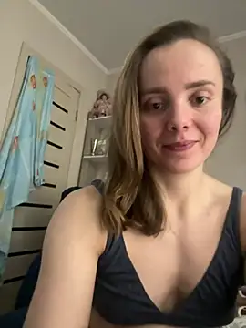 Snapshot of AlisaKissss chatting on 02/05/25, 07:53 AlisaKissss online show from 02/05/25, 07:53