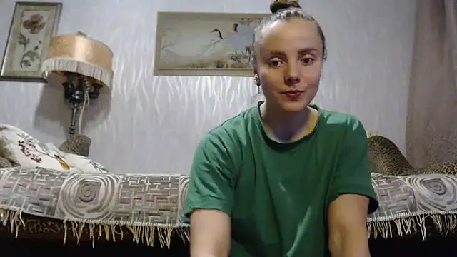 Snapshot of AlisaKissss chatting on 02/06/25, 06:35 AlisaKissss online show from 02/06/25, 06:35