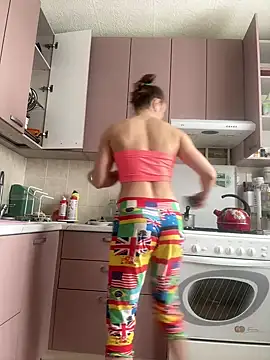 Snapshot of AlisaKissss chatting on 03/04/25, 06:58 AlisaKissss online show from 03/04/25, 06:58