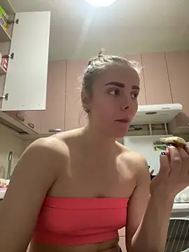 Snapshot of AlisaKissss chatting on 03/06/25, 06:59 AlisaKissss online show from 03/06/25, 06:59