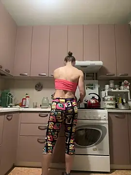 Snapshot of AlisaKissss chatting on 03/08/25, 07:20 AlisaKissss online show from 03/08/25, 07:20