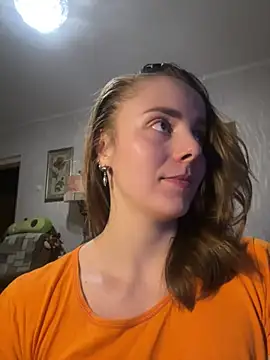 Snapshot of AlisaKissss chatting on 03/21/25, 07:46 AlisaKissss online show from 03/21/25, 07:46