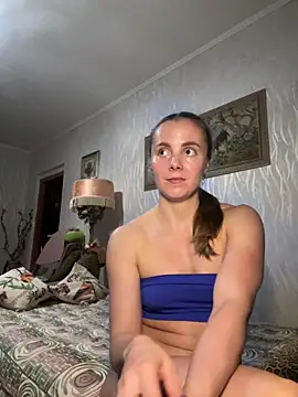 Snapshot of AlisaKissss chatting on 09/25/25, 07:17 AlisaKissss online show from 09/25/25, 07:17