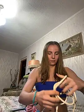 Snapshot of AlisaKissss chatting on 09/28/25, 07:19 AlisaKissss online show from 09/28/25, 07:19