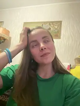 Snapshot of AlisaKissss chatting on 10/04/25, 07:56 AlisaKissss online show from 10/04/25, 07:56