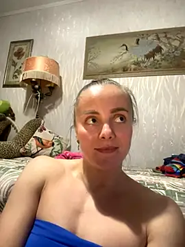 Snapshot of AlisaKissss chatting on 10/13/25, 07:25 AlisaKissss online show from 10/13/25, 07:25