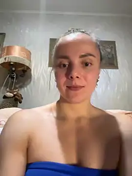 Snapshot of AlisaKissss chatting on 10/16/25, 07:15 AlisaKissss online show from 10/16/25, 07:15