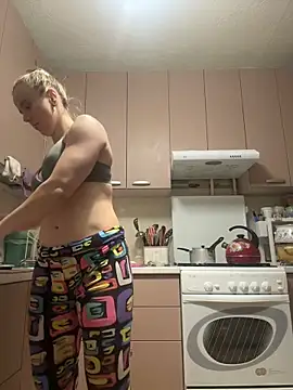 AlisaKissss online show from 02/15/26, 06:59