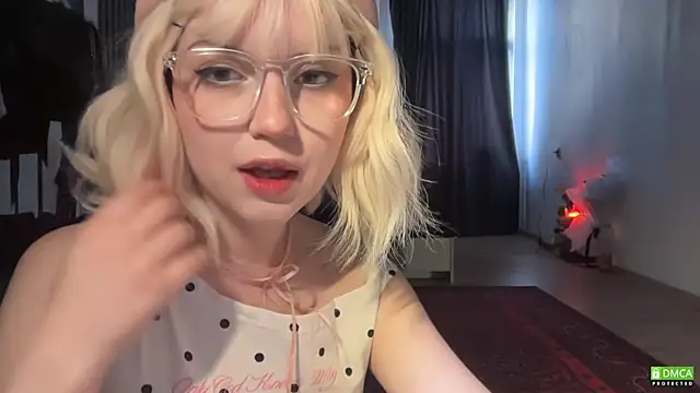 Snapshot of electric_babe chatting on 07/24/26, 01:53 electric babe online show from 07/24/26, 01:53
