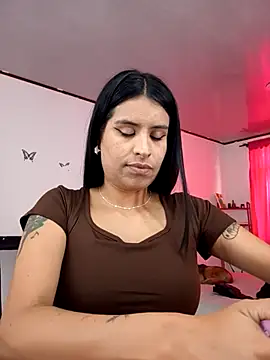 Snapshot of _elektrah chatting on 09/23/25, 08:34  elektrah online show from 09/23/25, 08:34