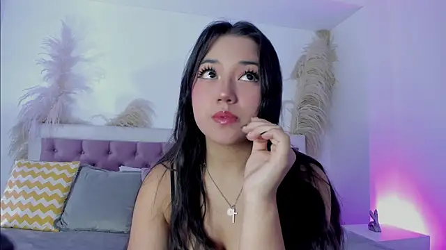 Emelyy Carter online show from 02/13/25, 07:42