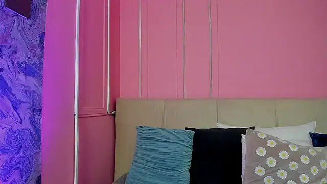 Emelyy Carter online show from 09/11/25, 11:54