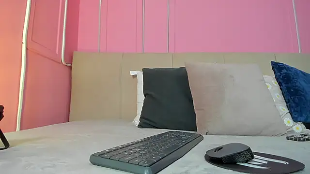 Emelyy Carter online show from 09/23/25, 11:57