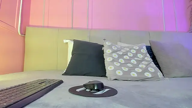 Emelyy Carter online show from 09/24/25, 11:57