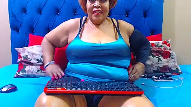 Snapshot of ebonycandy10 chatting on 05/06/26, 04:30 ebonycandy10 online show from 05/06/26, 04:30
