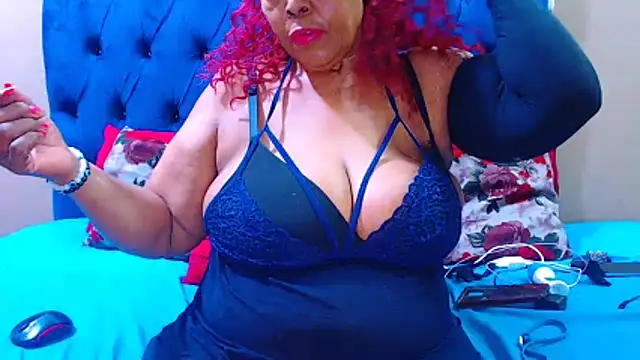 Snapshot of ebonycandy10 chatting on 05/31/26, 06:53 ebonycandy10 online show from 05/31/26, 06:53