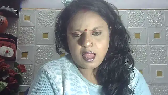 Sexy komolika online show from 03/02/25, 05:36