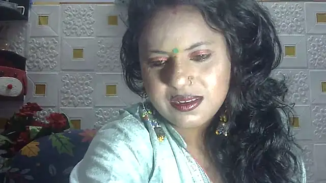 Sexy komolika online show from 03/07/25, 04:22