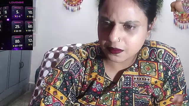 Sexy komolika online show from 09/11/25, 04:07