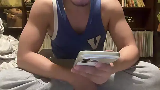 Snapshot of taka32204 chatting on 12/04/25, 07:33 taka32204 online show from 12/04/25, 07:33