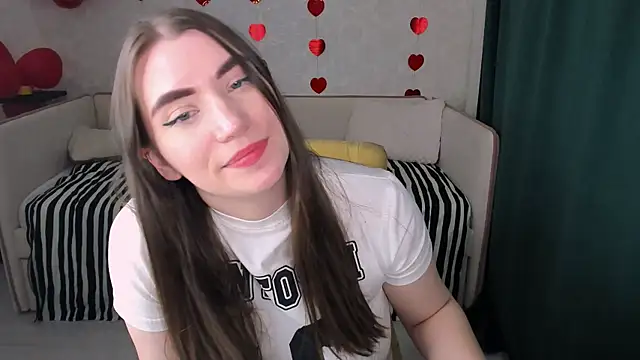 Snapshot of pussyhome2407 chatting on 03/19/25, 08:43 pussyhome2407 online show from 03/19/25, 08:43