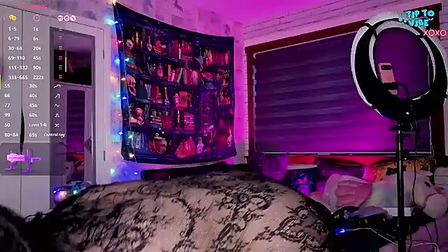 KinkyLittleWitch online show from 05/22/26, 08:47
