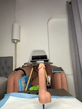 emiss  online show from 03/17/26, 03:48