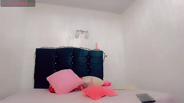 Rubi 30 online show from 02/24/25, 09:20