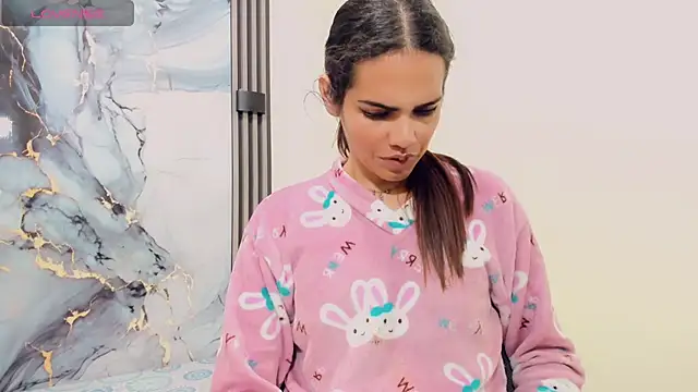 Rubi 30 online show from 11/25/25, 11:43