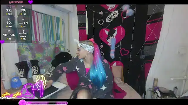 Harleyhot13061 online show from 02/21/25, 05:13