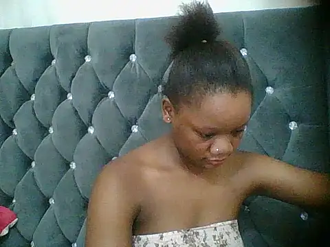 HotJeylee online show from 12/19/25, 07:54