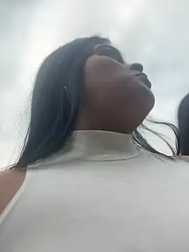 royalgirls x online show from 02/15/25, 10:42