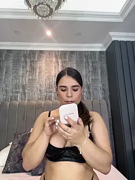 ThaniaJones online show from 02/13/26, 12:12