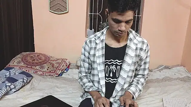 Stallion Theboy22 online show from 02/18/26, 03:46