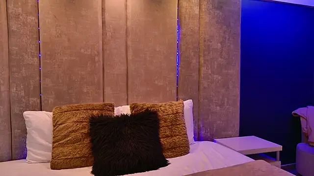 PaulinaDuarte online show from 09/22/25, 11:23