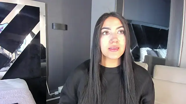 PaulinaDuarte online show from 07/06/26, 11:29