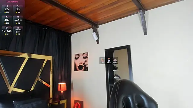 EmiliWilliams online show from 11/12/25, 10:52