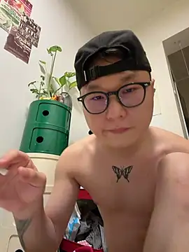Eric246 online show from 06/28/26, 06:47