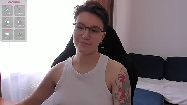 JessieFlower online show from 08/06/26, 07:43