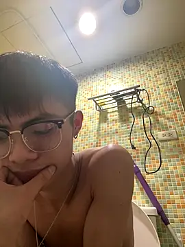 Snapshot of mumuowl chatting on 09/21/25, 05:58 mumuowl online show from 09/21/25, 05:58