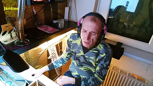 BongChannel online show from 01/09/25, 03:26