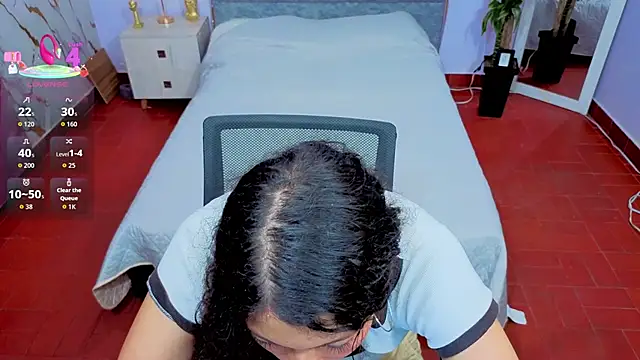 Lana stone  online show from 03/03/26, 03:34