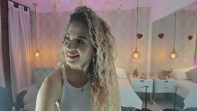 Shantall   online show from 03/20/26, 10:53