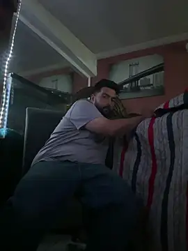 bigdickgio6923 online show from 02/22/26, 09:35