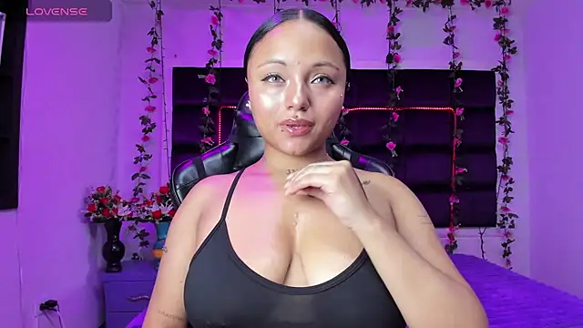 sweelanna   online show from 03/04/26, 01:11