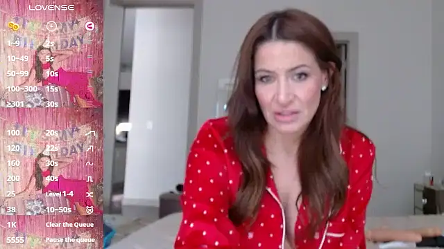 Noellesmfc online show from 01/25/25, 09:35