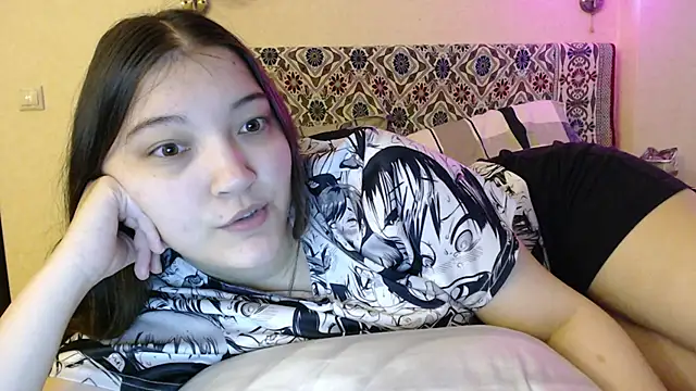 Snapshot of AlisaDevis chatting on 12/08/24, 09:02 AlisaDevis online show from 12/08/24, 09:02