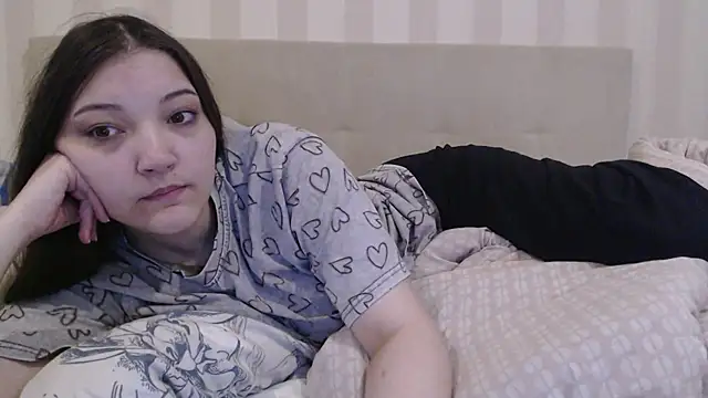AlisaDevis online show from 05/23/26, 05:12