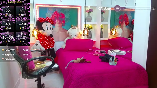 lorenapinto online show from 02/15/25, 09:26